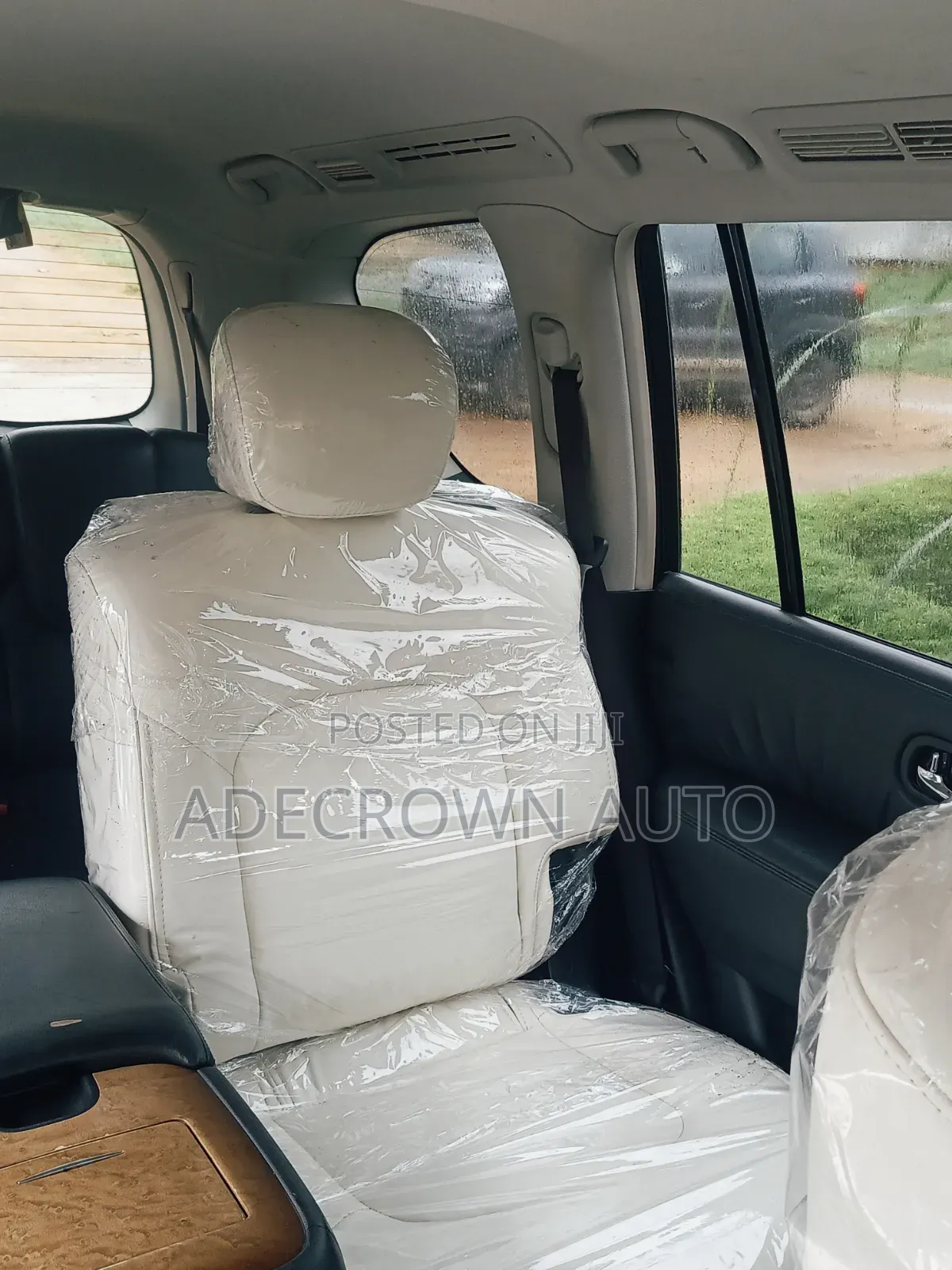 AdeCrown Auto Interior