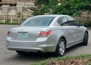 Honda Accord 2009 Silver
