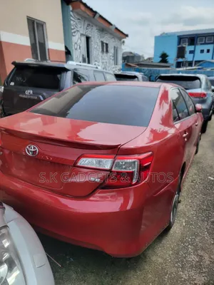 Toyota Camry 2015 Red