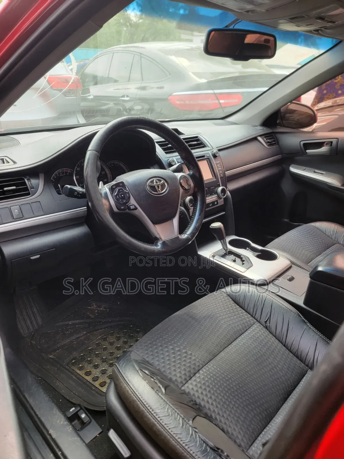 Toyota Camry 2015 Red