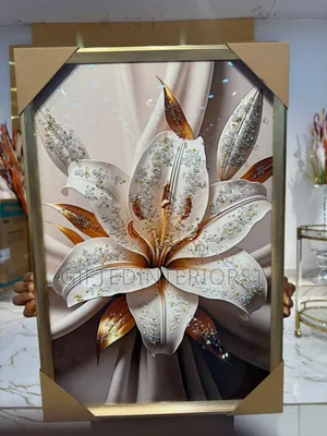 High Quality Impored Wall Frames With Crystal Diamonds