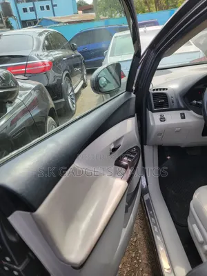 Toyota Venza 2010 Gray