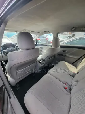 Toyota Venza 2010 Gray