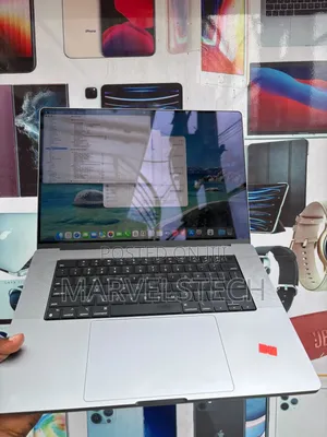 Laptop Apple MacBook Pro 2021 M1 32GB Apple M1 Pro SSD 512GB