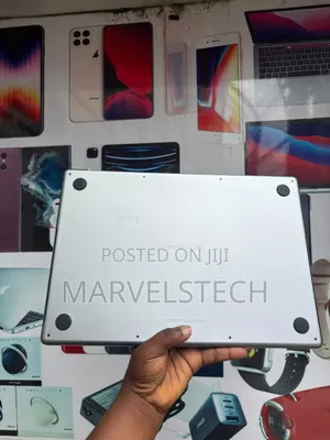 Laptop Apple MacBook Pro 2021 M1 32GB Apple M1 Pro SSD 512GB