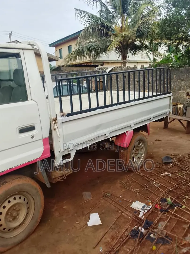 Toyota Coaster 2001 White