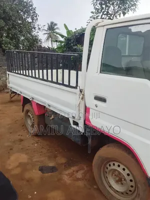 Toyota Coaster 2001 White
