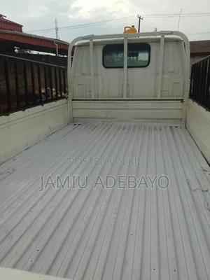 Toyota Coaster 2001 White