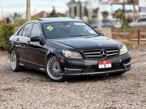 Mercedes-Benz C300 2013 Black