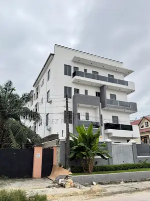 3bdrm Duplex in Lekki for sale