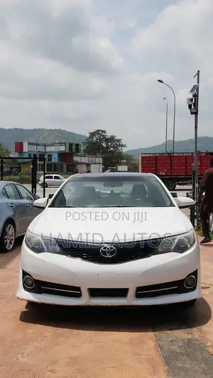 Toyota Camry 2013 White