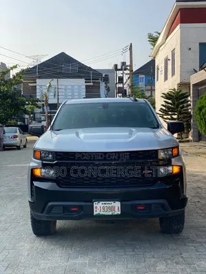 Chevrolet Silverado 2020 Silver