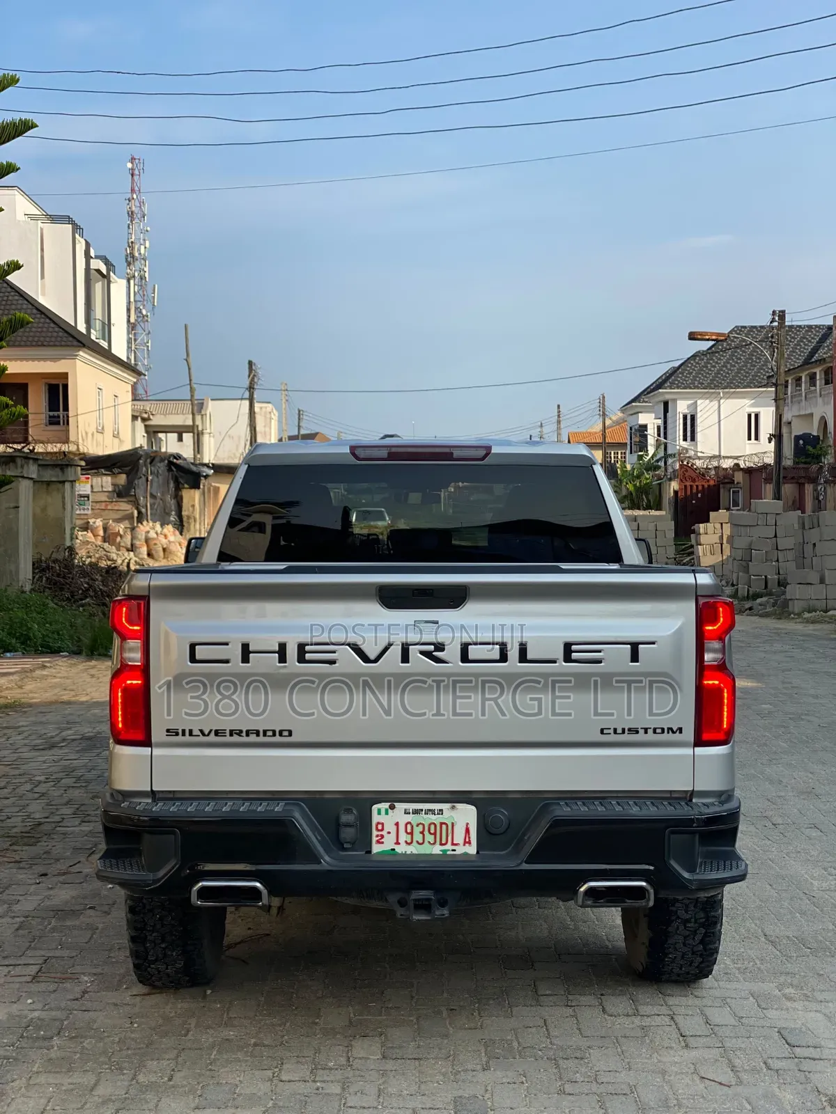 Chevrolet Silverado 2020 Silver