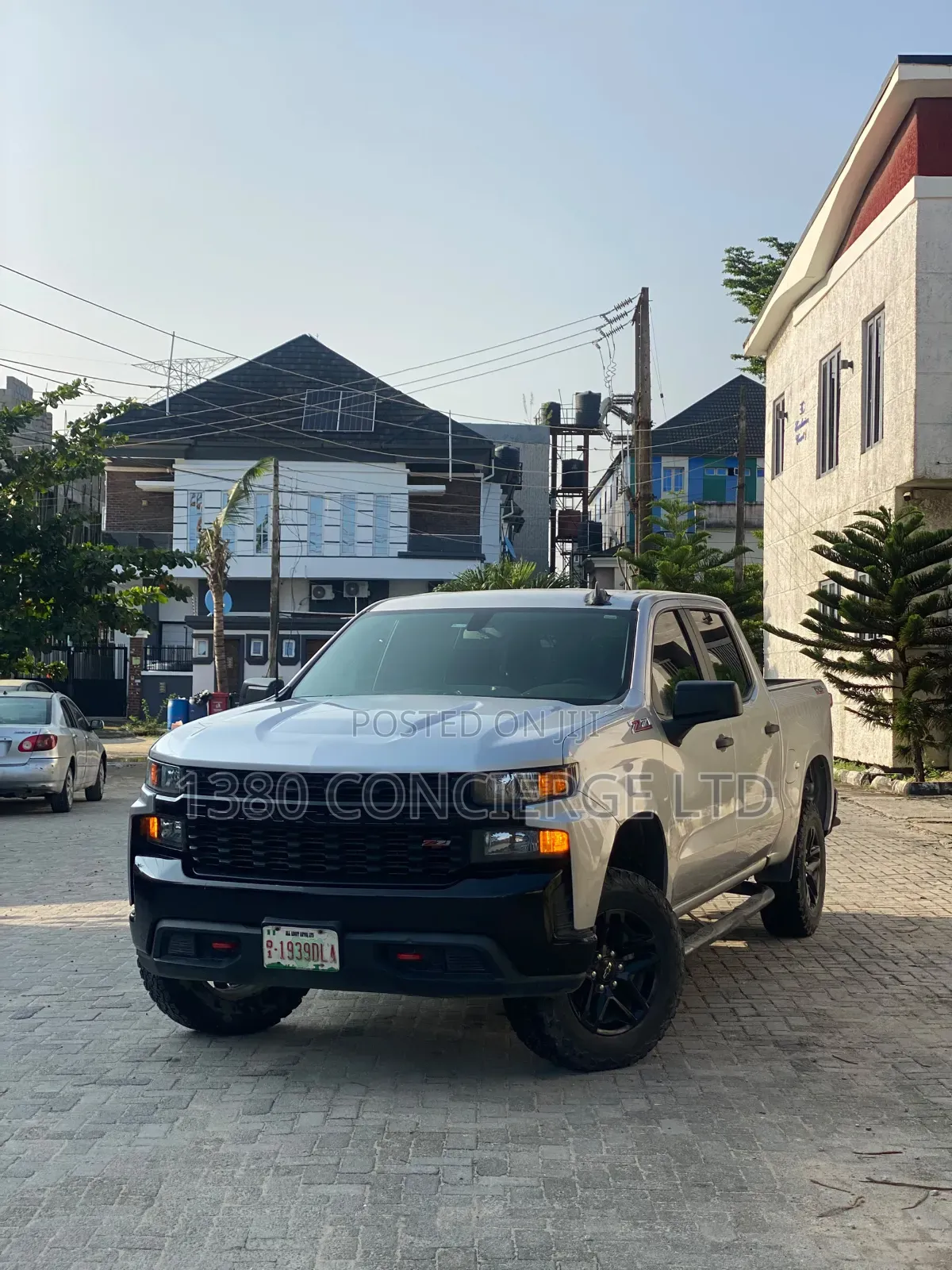 Chevrolet Silverado 2020 Silver