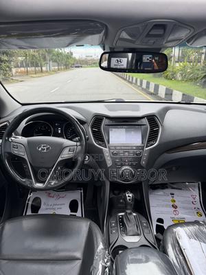 Hyundai Santa Fe Limited Ultimate AWD 2017 White