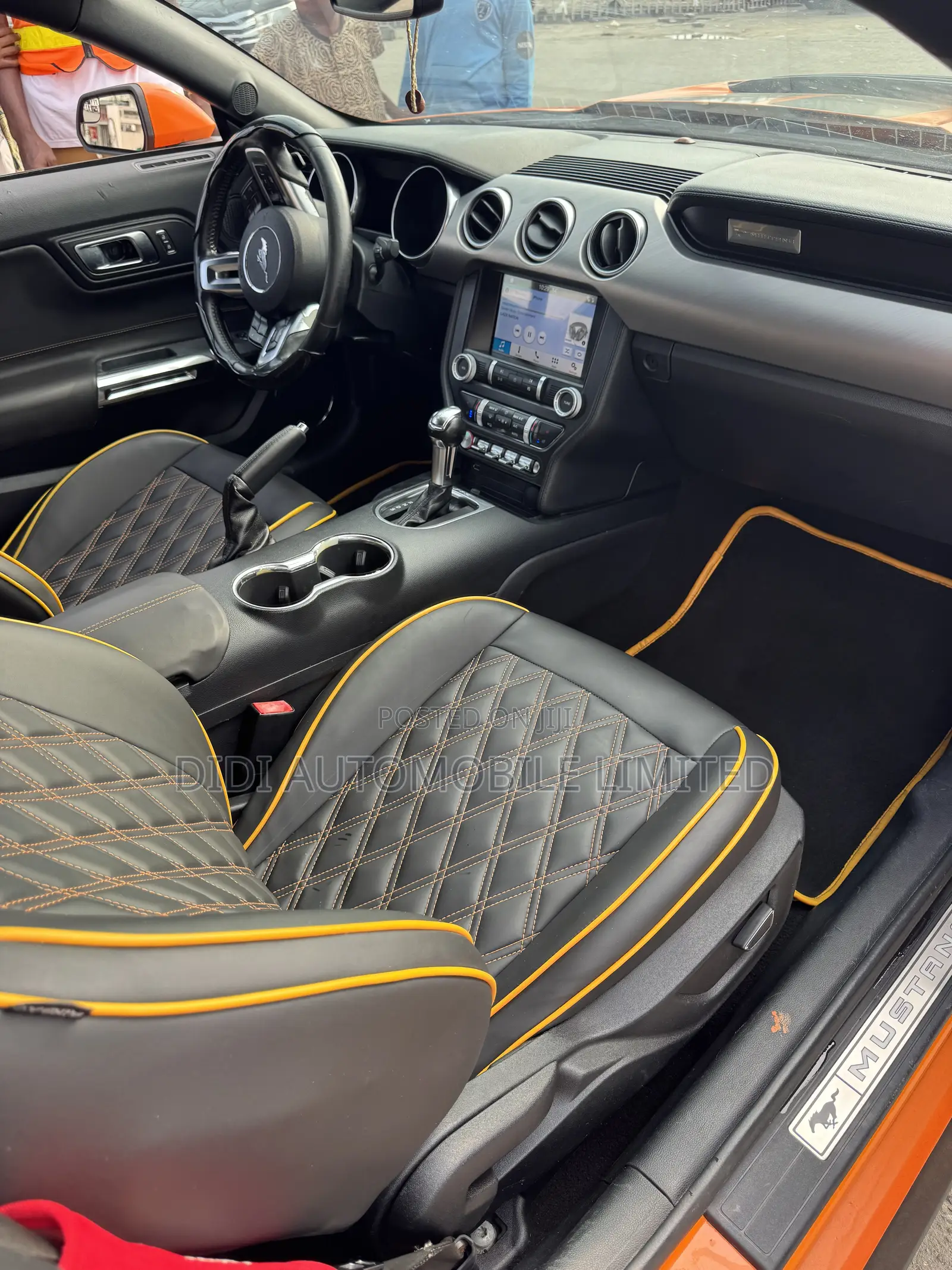 Ford Mustang 2019 Orange