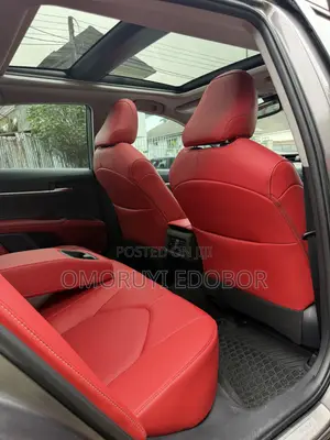 Toyota Camry XSE FWD (2.5L 4cyl 8AM) 2018 Gray