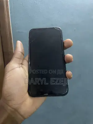 Apple iPhone XR 64 GB Black