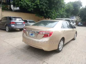 Toyota Camry 2012 Gold