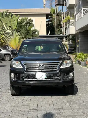 Lexus LX 570 2012 Black