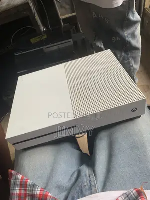 xBOX ONE S 2