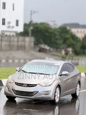 Hyundai Elantra Limited 2012 Gray