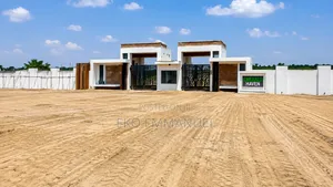 Emerald Haven, Lekki-Epe Expressway