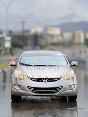 Hyundai Elantra Limited 2012 Gray