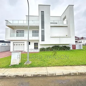 4bdrm Duplex in Inside Vgc for sale