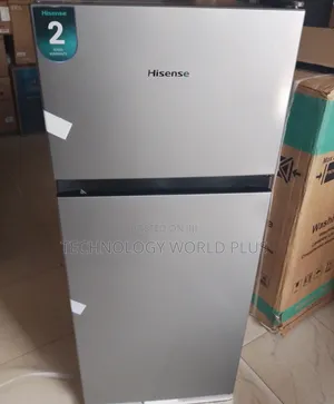 Hisense 124L Refrigerator – Fresh Food Storage + Top Freezer