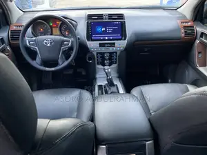 Toyota Land Cruiser Prado 2014 Black