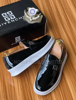 Givenchy Glossy Men's Black/Brown Shoes CKA 7j