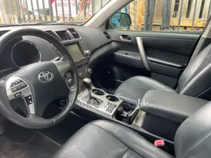 Toyota Highlander 2012 Black