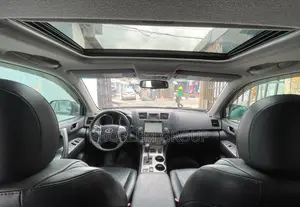 Toyota Highlander 2012 Black