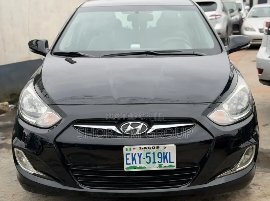 Hyundai Accent 2010 Black
