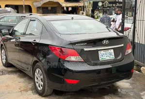 Hyundai Accent 2010 Black