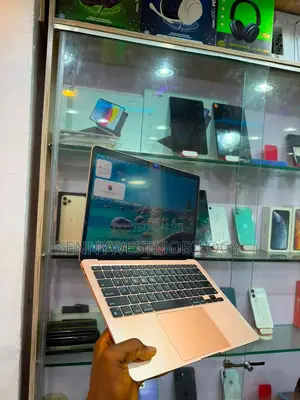 Laptop Apple MacBook Air 2020 8GB Intel Core i3 SSD 512GB