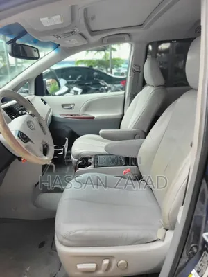 Toyota Sienna 2014