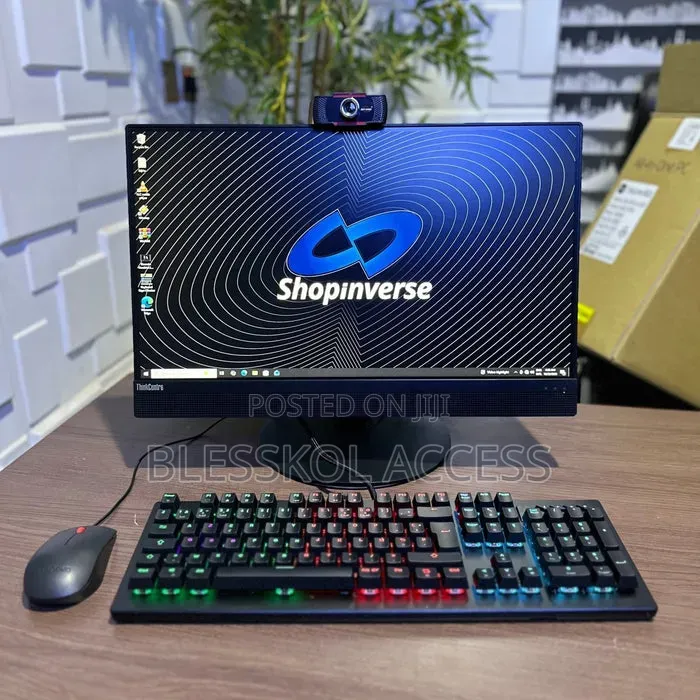 Desktop Computer Lenovo 16GB Intel Core i5 SSD 256GB
