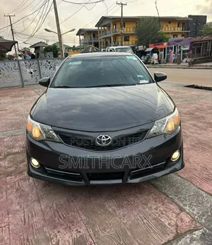 Toyota Camry 2012 Gray