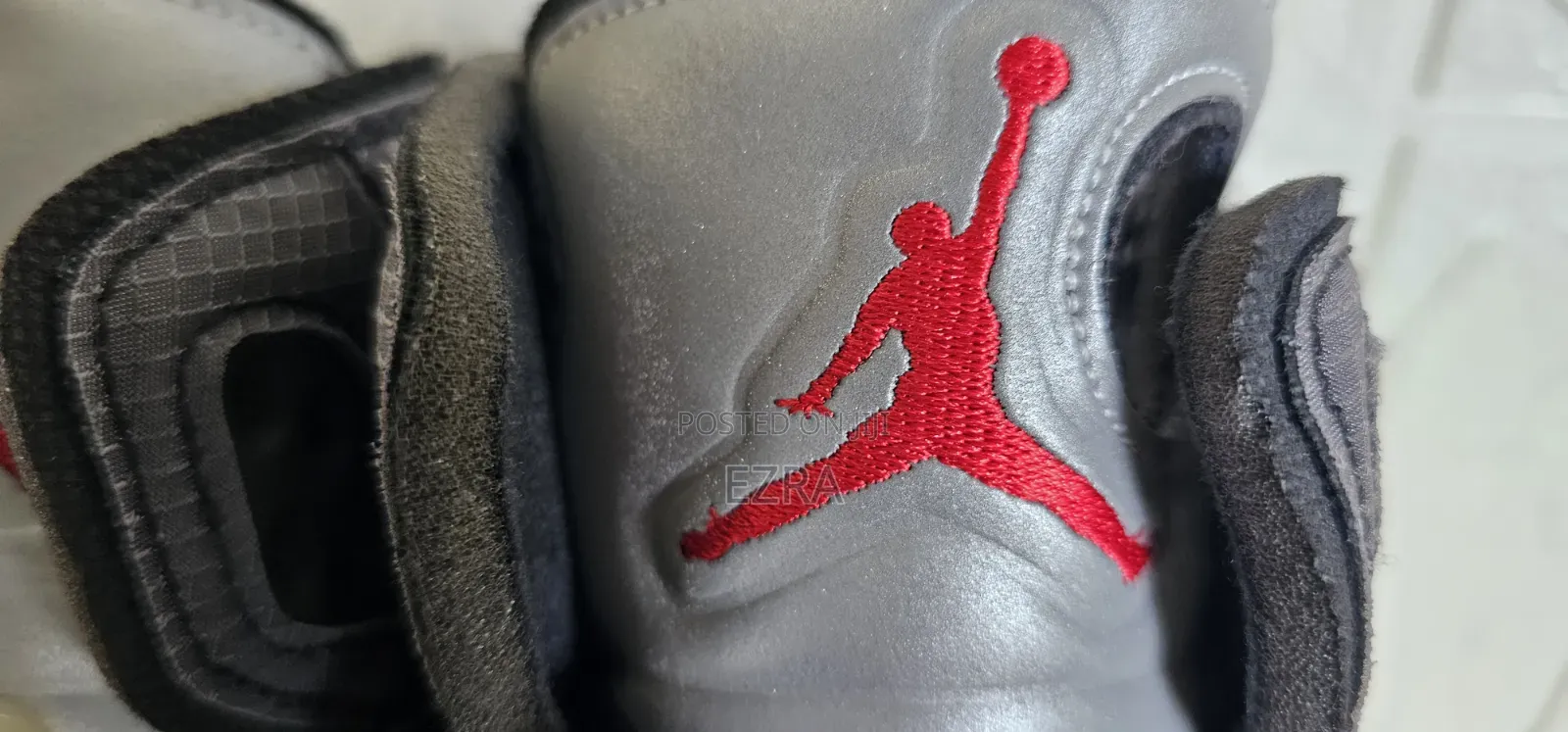 Air Jordan 5 Retro Muslin.