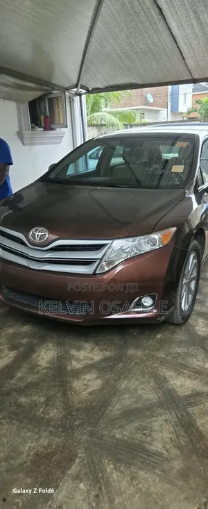 Toyota Venza 2010 Burgundy