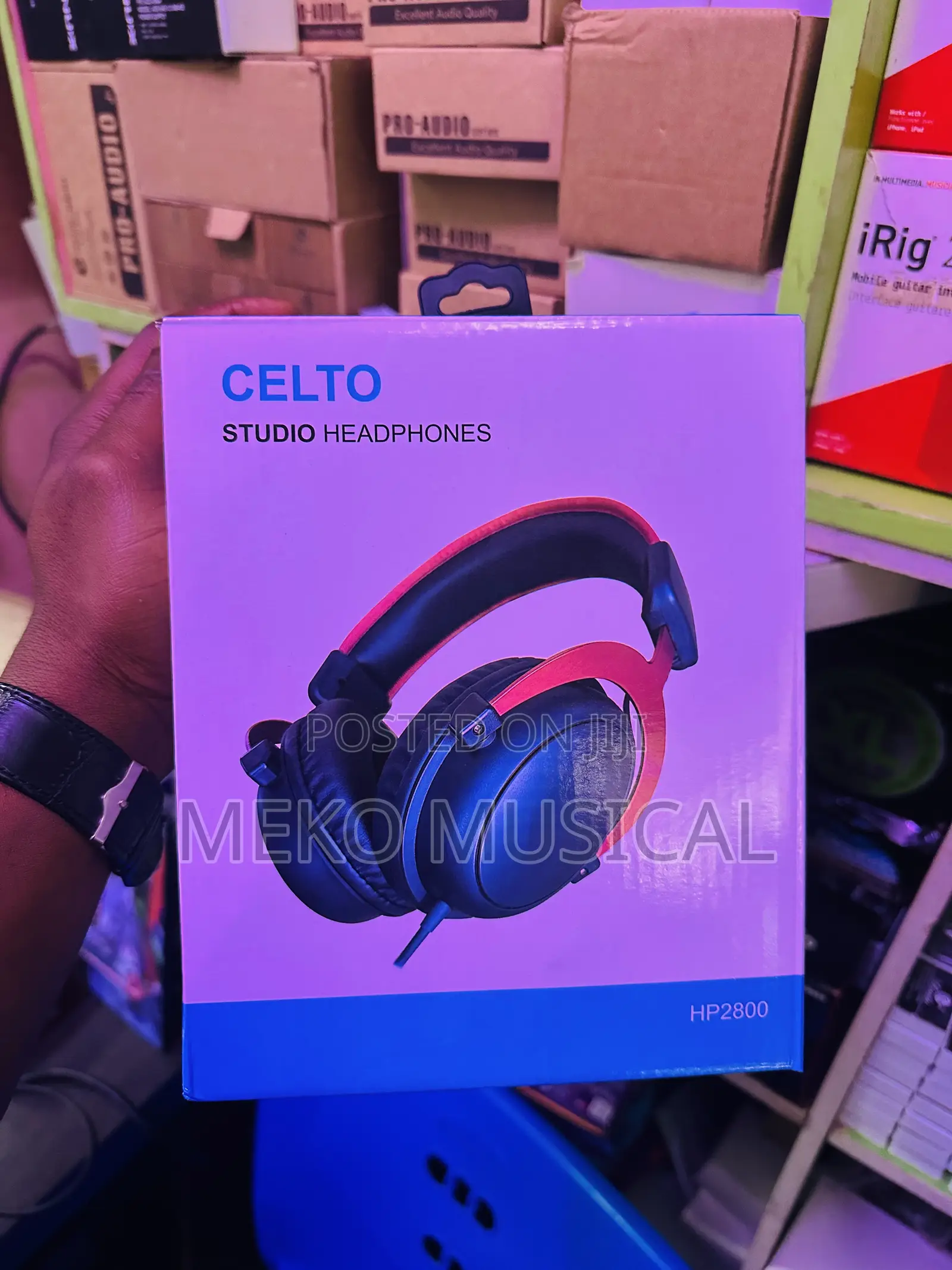Celto Studio Headphone
