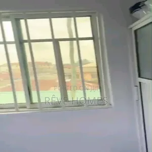 Mini Flat in Mende for rent