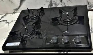 Korean Neatly Used 3 Burners Table Gas Cooker, Auto Ignition.