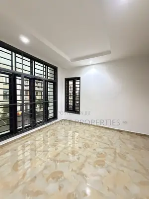 4bdrm Duplex in Osapa london for rent