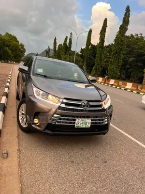 Toyota Highlander 2015 Brown