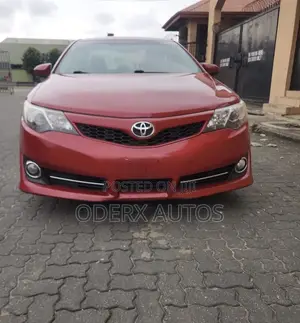 Toyota Camry SE Sport 4dr Sedan (2.5L 4cyl 6A) 2014 Red