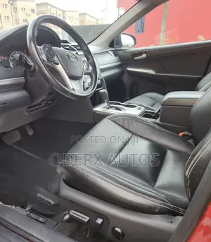 Toyota Camry SE Sport 4dr Sedan (2.5L 4cyl 6A) 2014 Red