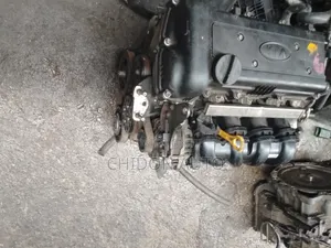 Kia Serato 2012 Engine